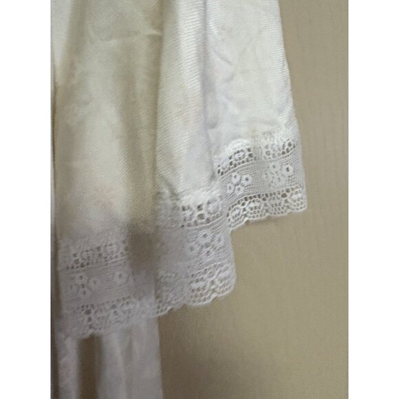 Vanity Fair VTG Women’s Robe Medium Pink Roses Lace Nylon Button Short Sleeves - Picture 4 of 7